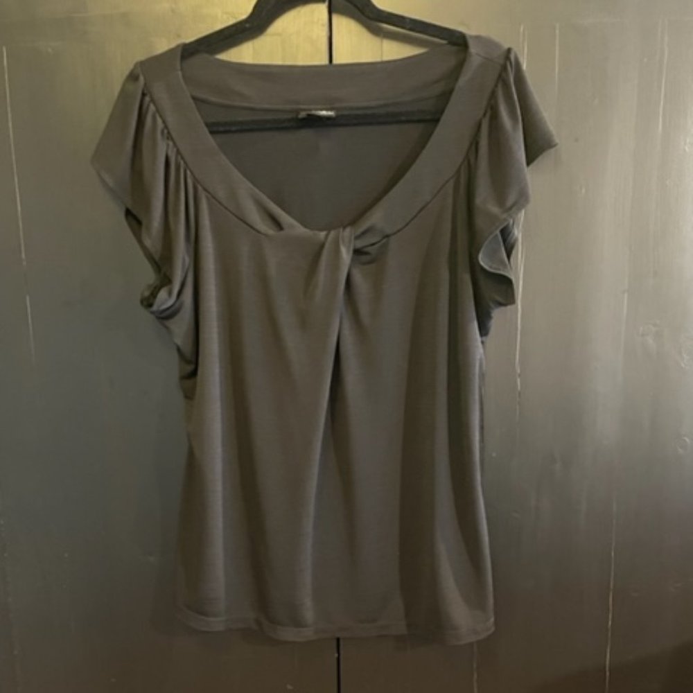 East 5th Essentials Black Top XL